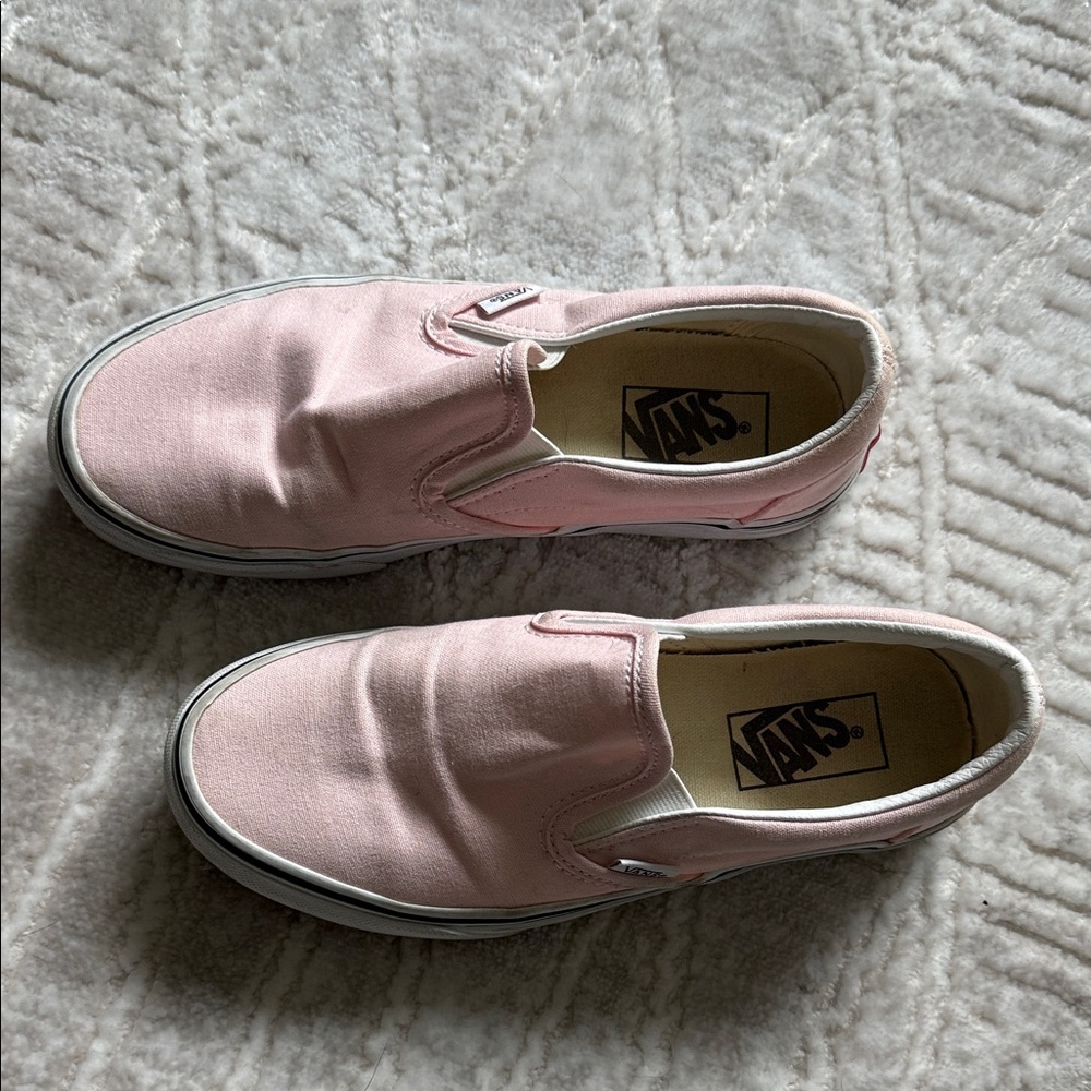 Vans Kids Slip-On Canvas Sneakers in Light Pink